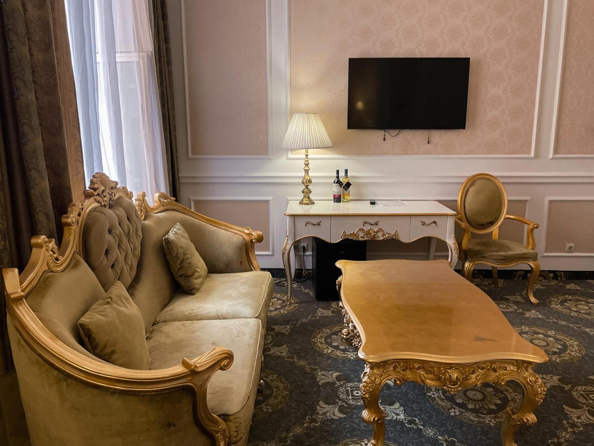 Royal Grand Hotel Kiev Habitación foto