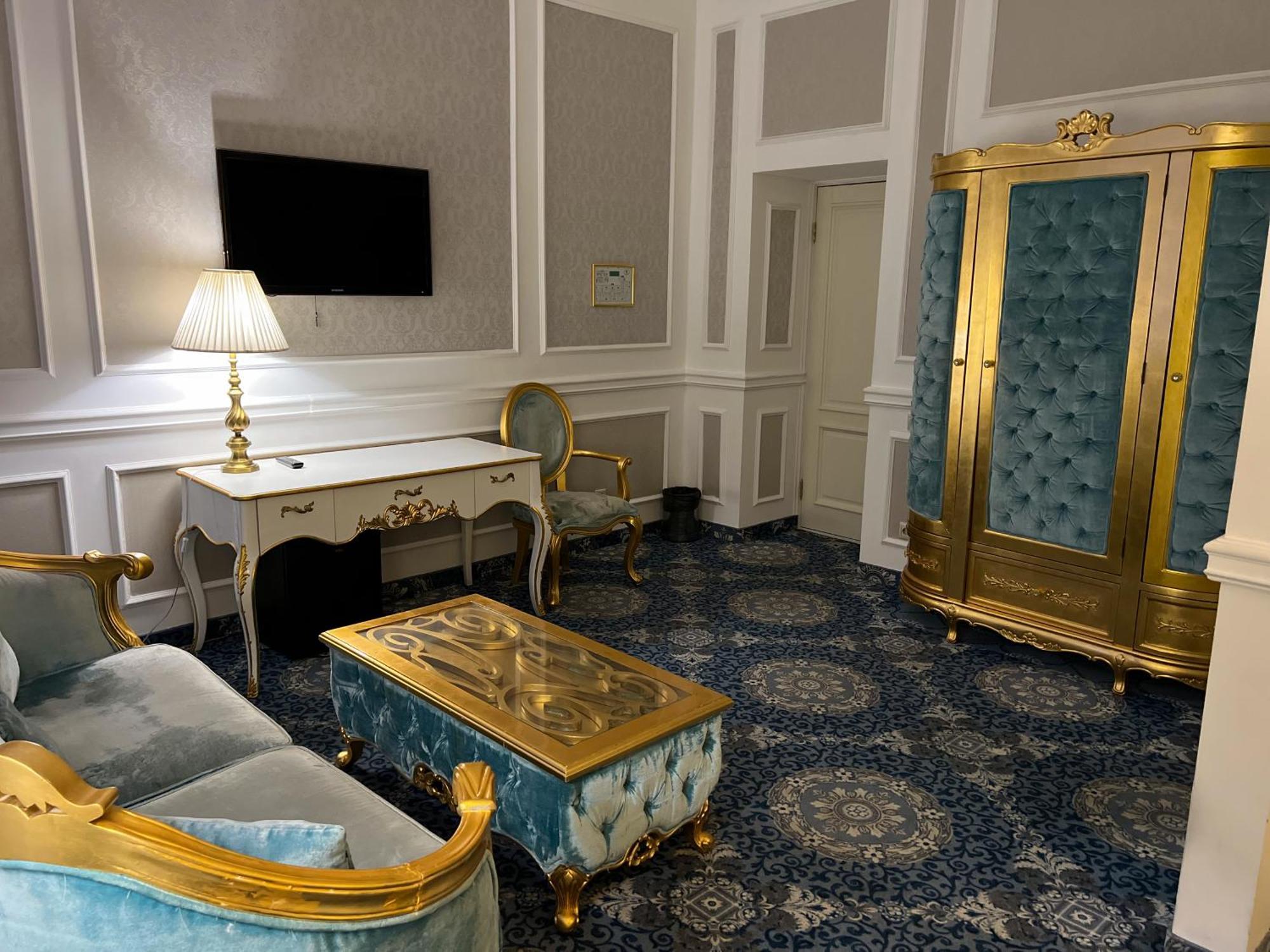 Royal Grand Hotel Kiev Exterior foto